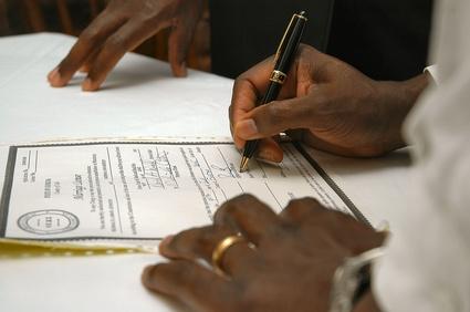 signing-a-marriage-license-033109