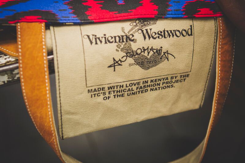vivienne-westwood-x-ethical-fashion-initiative-celebrate-10th-anniversary-of-africa-bags-bellanaija-june2015008