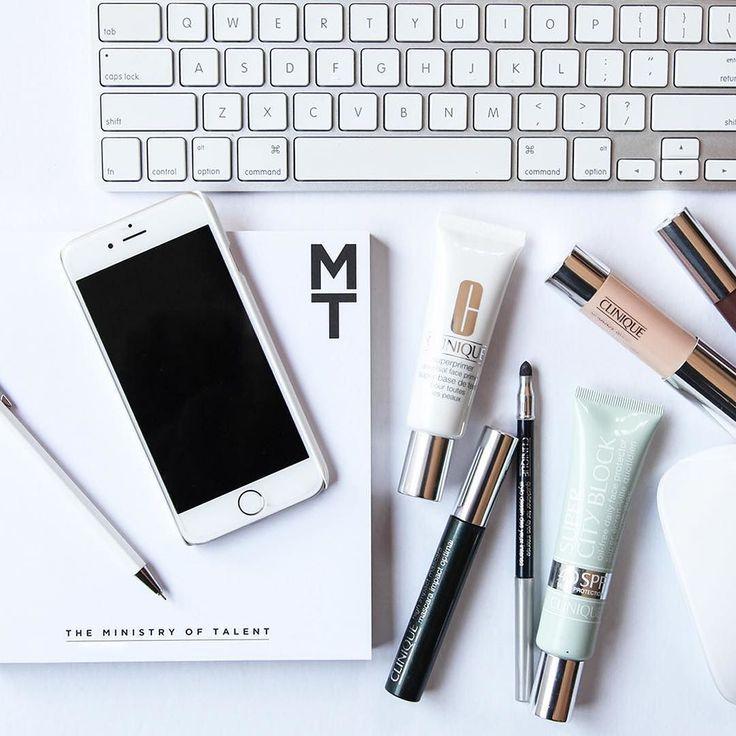 7 Apps Every Editor Needs To Win At Fashion Weekend thumbnail